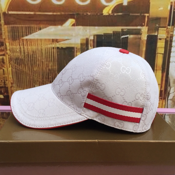 ブランド帽子側面デザイン